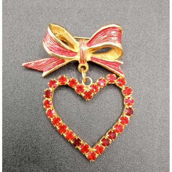 Heart Brooch Pin Beatrix Red Rhinestone Vintage Valentines Day Dangle Accent - Picture 1 of 13